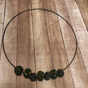 Women’s chockers necklace
